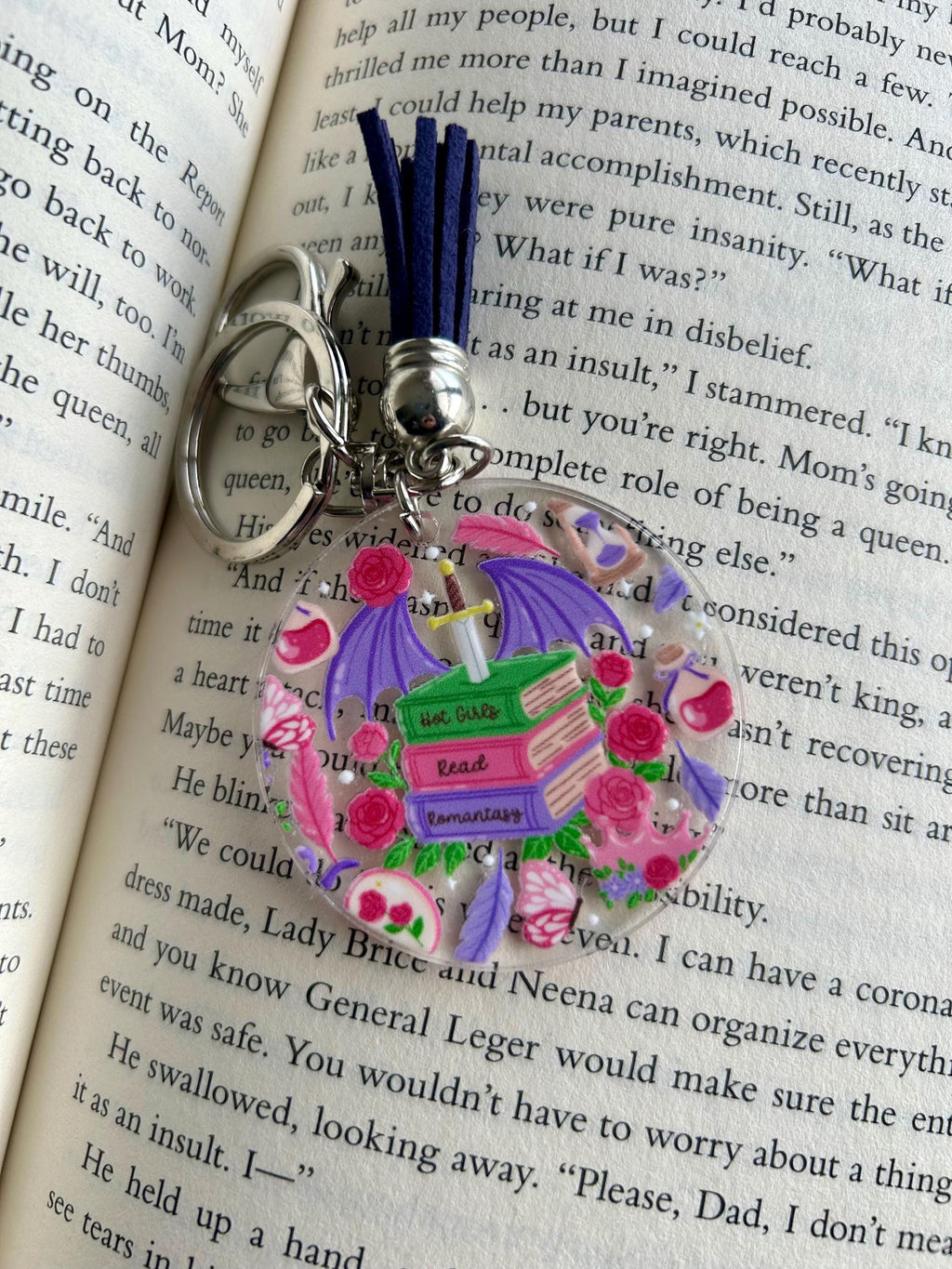 Hot Girls Read Romantasy Keychain