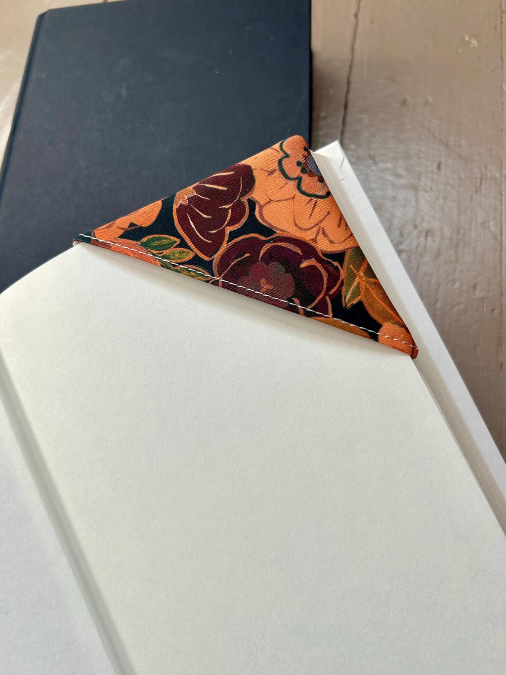 BUNDLE Monarch Rust Floral Reversible Adjustable Fabric Book Cover/Bible Cover w/ Bookmark and Annotation Kit