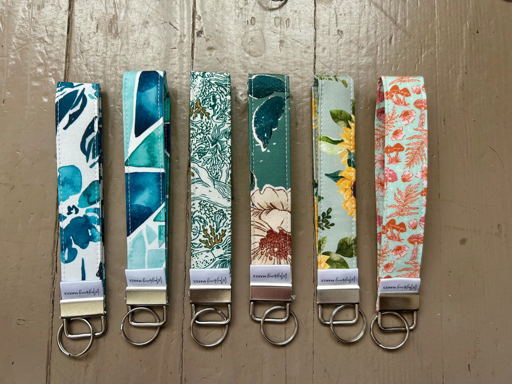Fabric Wristlet Keychain/Wristlet Keyfob