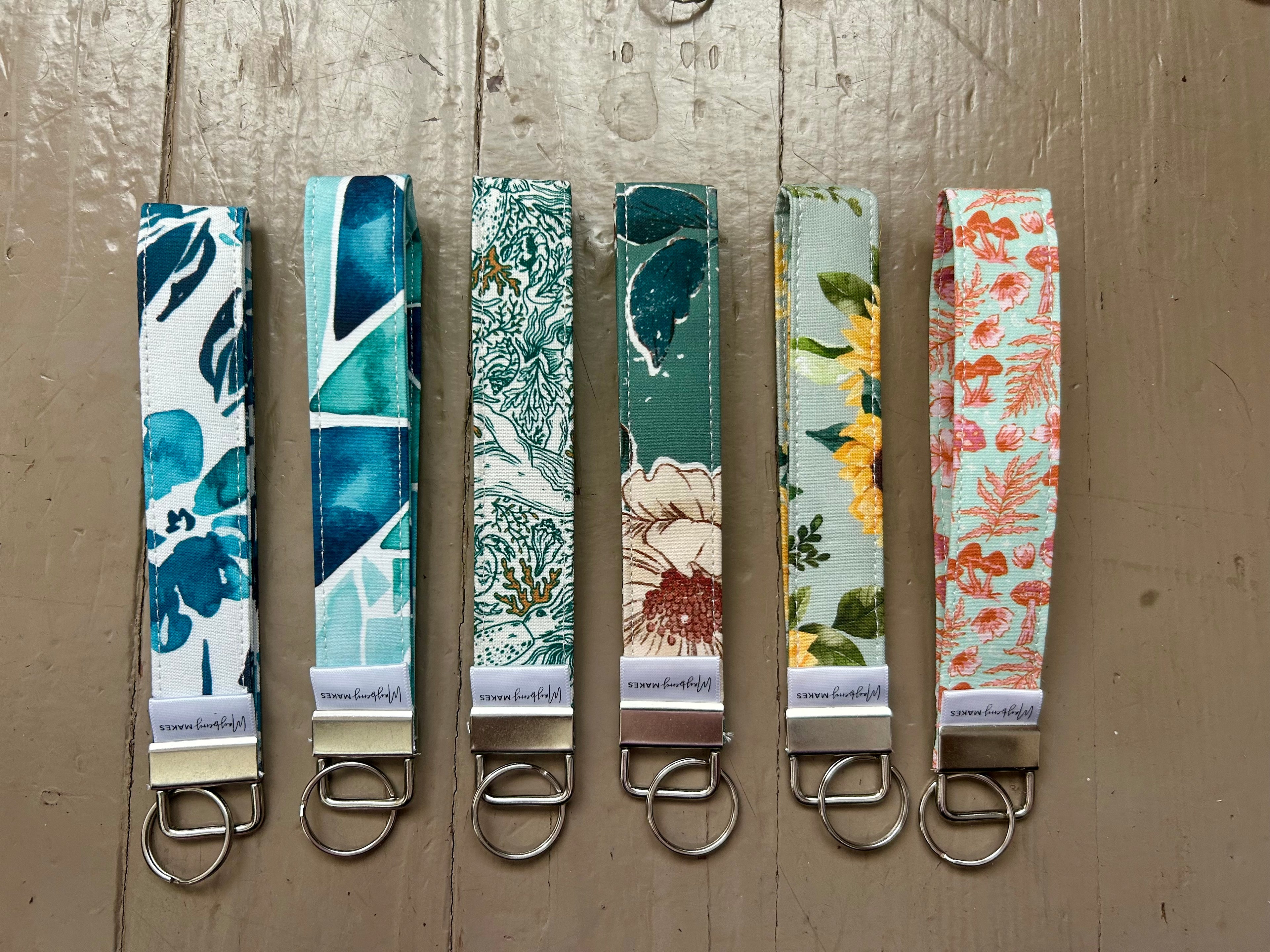 Fabric Wristlet Keychain/Wristlet Keyfob
